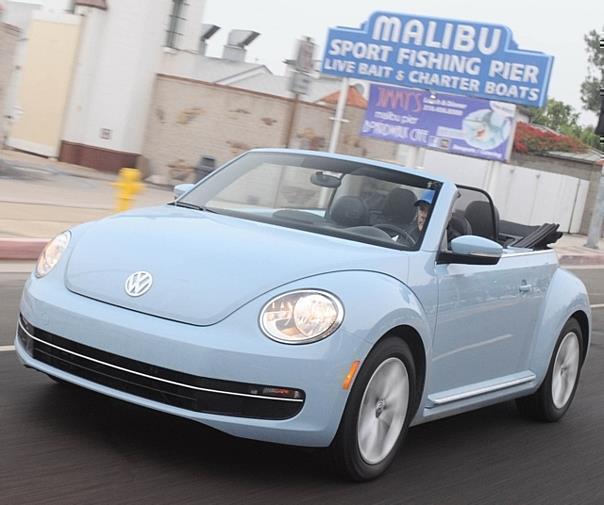 Auf den Straßen von Malibu unterwegs im neuen Beetle Cabrio. Foto: UnitedPictures/Auto-Reporter.NET